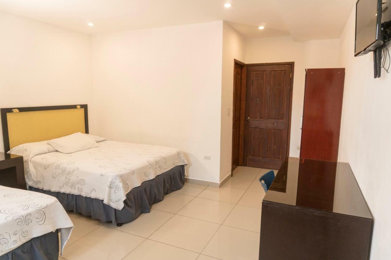 Micro Hotel Rio De Piedras San Pedro Sula Exteriör bild
